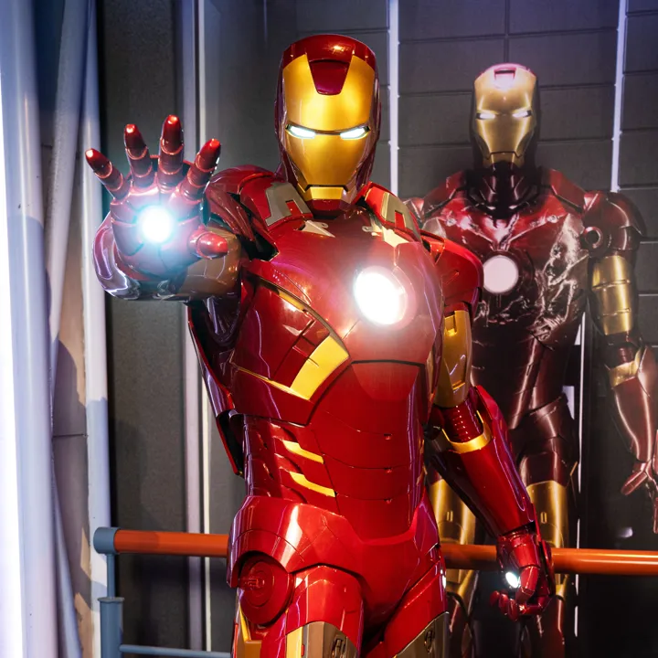 Iron Man (2)